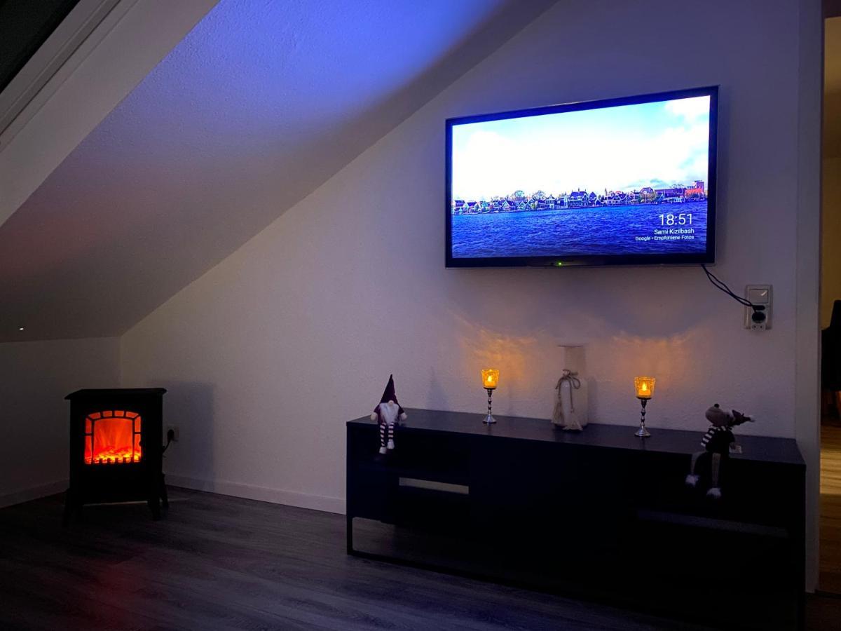 Marienhaus Apartment - Zentral, Parken, Netflix, Kontaktloses Einchecken Wuppertal Kültér fotó