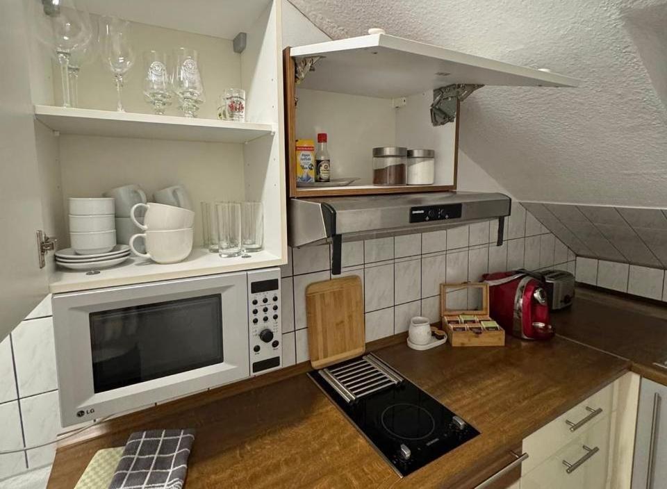 Marienhaus Apartment - Zentral, Parken, Netflix, Kontaktloses Einchecken Wuppertal Kültér fotó